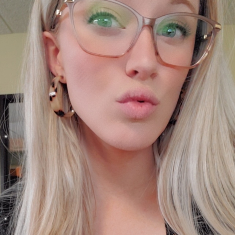 Jessica - Picture 4 of 7